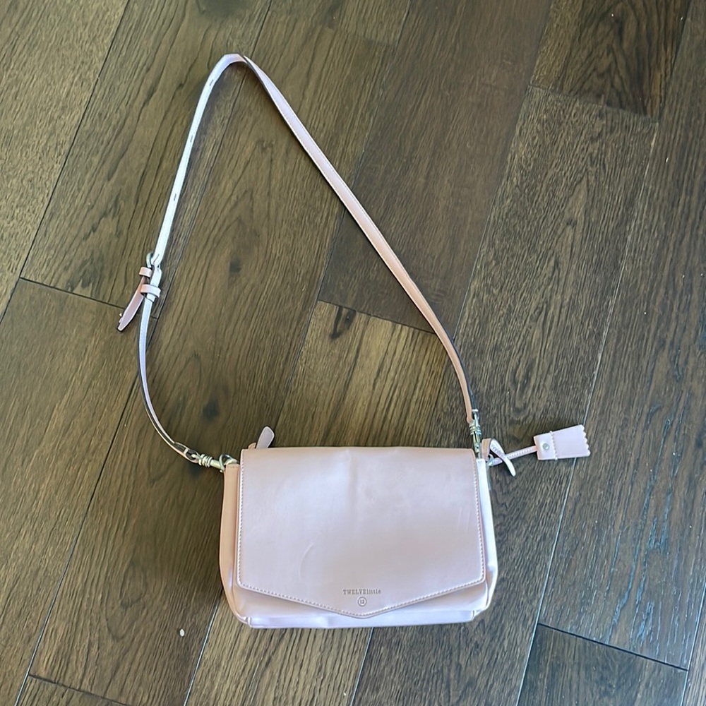 Twelve little peek a boo crossbody pink